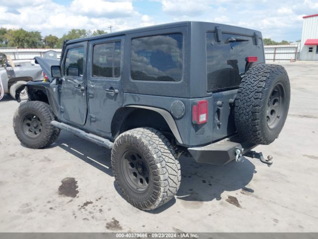 Photo 2 VIN: 1C4HJWDG9GL230896 - JEEP WRANGLER 