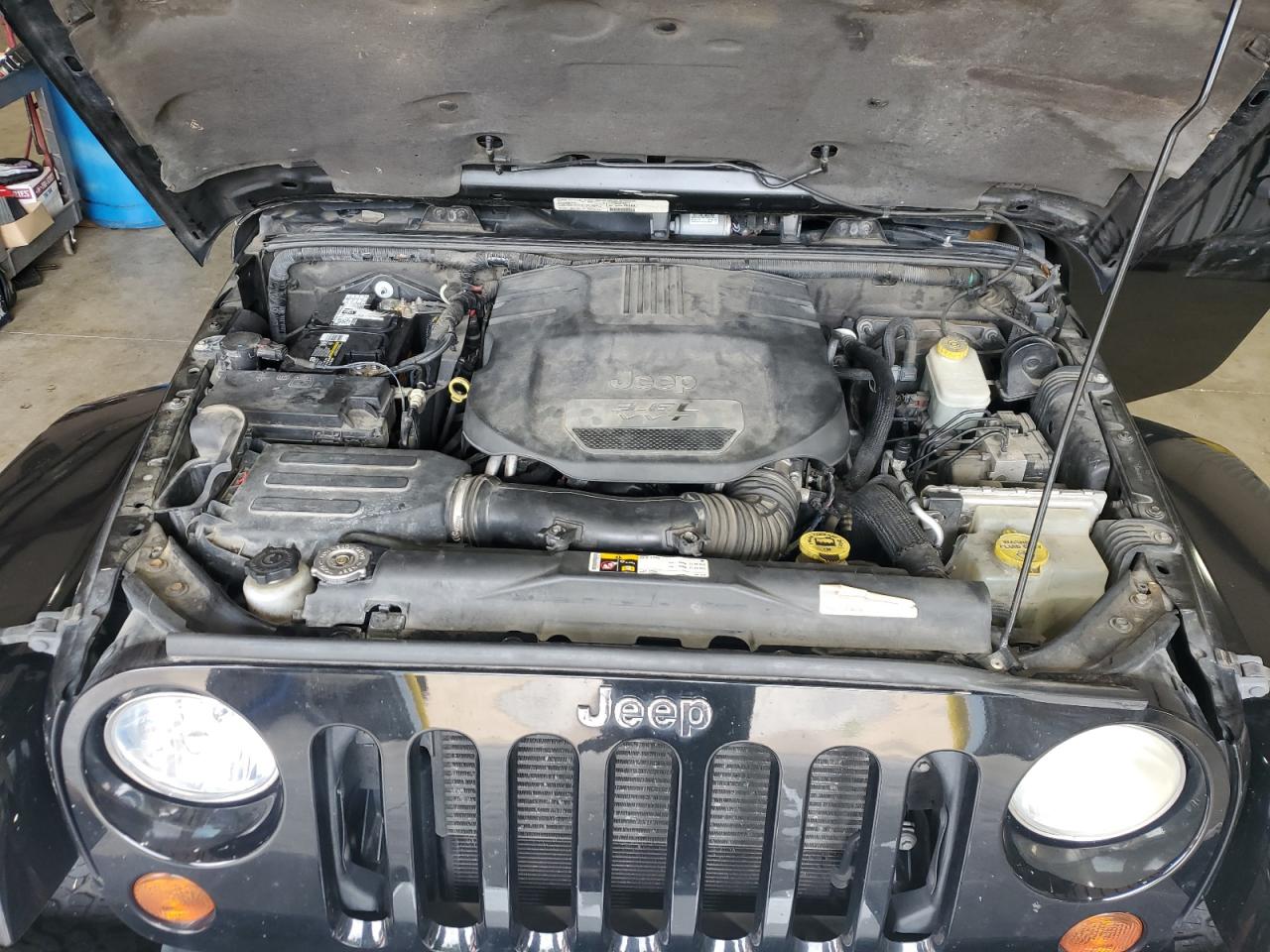 Photo 10 VIN: 1C4HJWEG0DL524259 - JEEP WRANGLER 