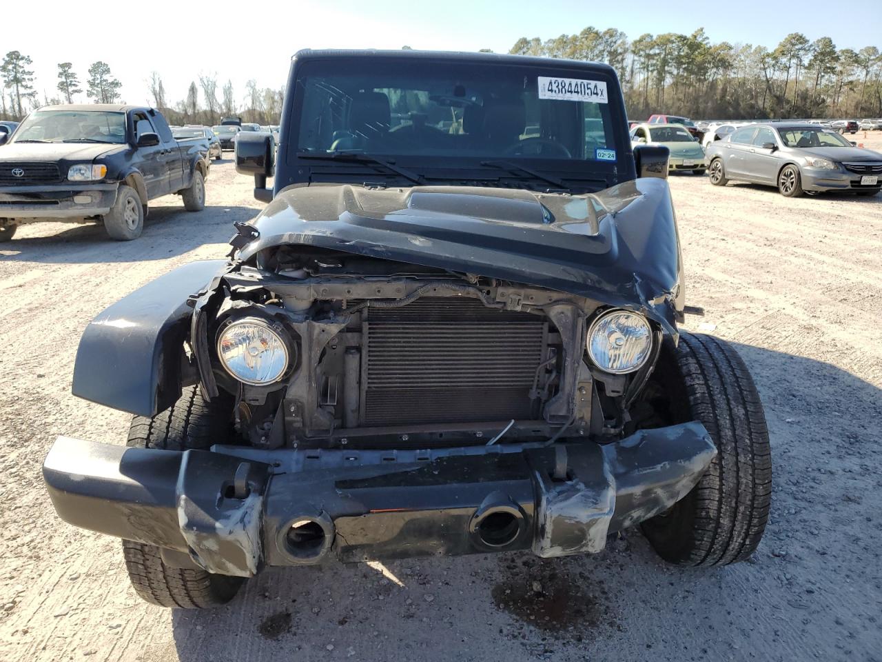 Photo 4 VIN: 1C4HJWEG2FL699552 - JEEP WRANGLER 