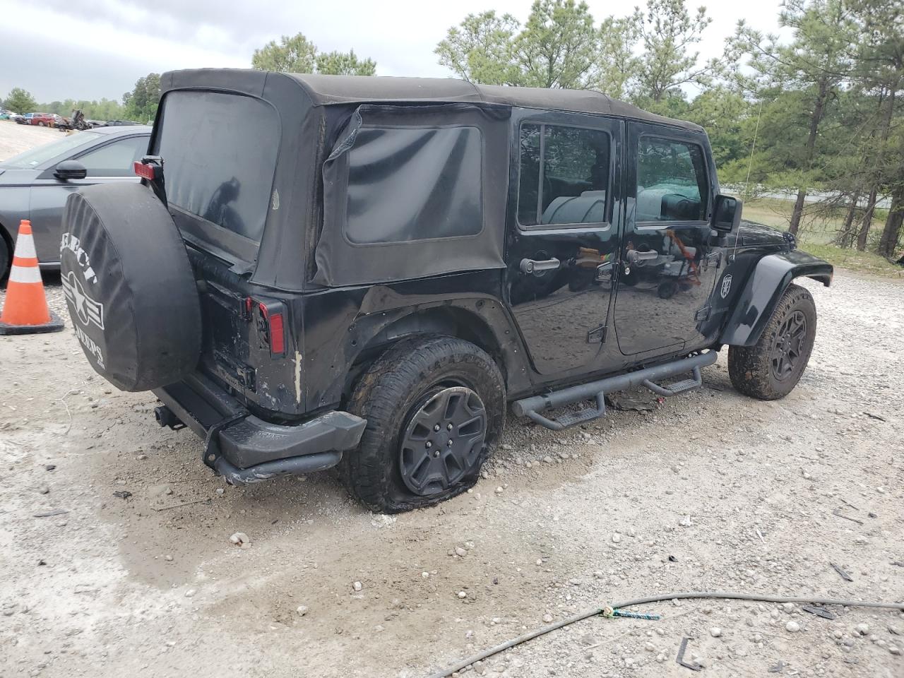 Photo 2 VIN: 1C4HJWEG2GL229443 - JEEP WRANGLER 