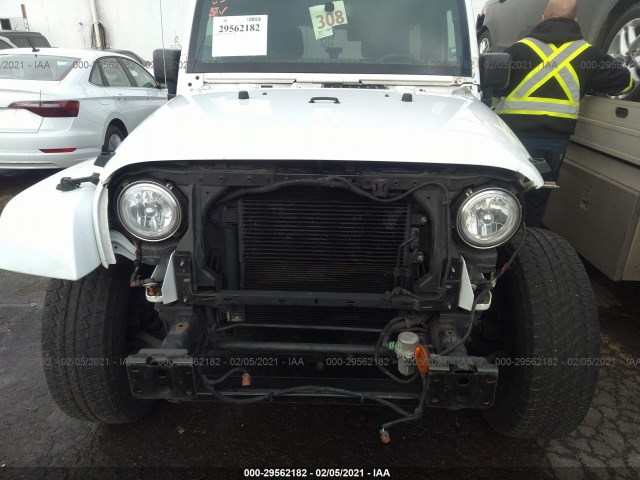 Photo 5 VIN: 1C4HJWEG2JL873077 - JEEP WRANGLER JK UNLIMITED 