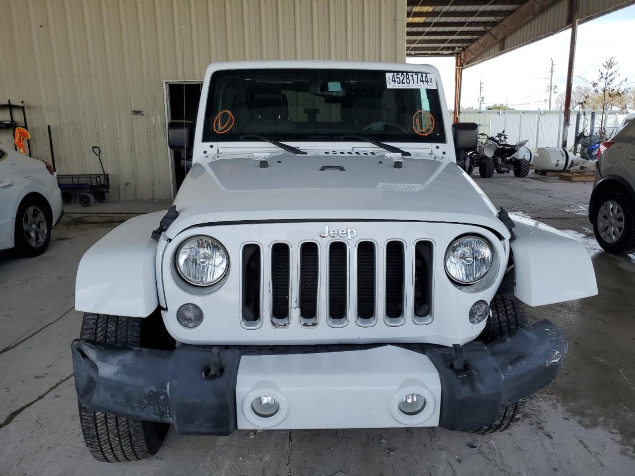 Photo 4 VIN: 1C4HJWEG4GL160917 - JEEP WRANGLER 