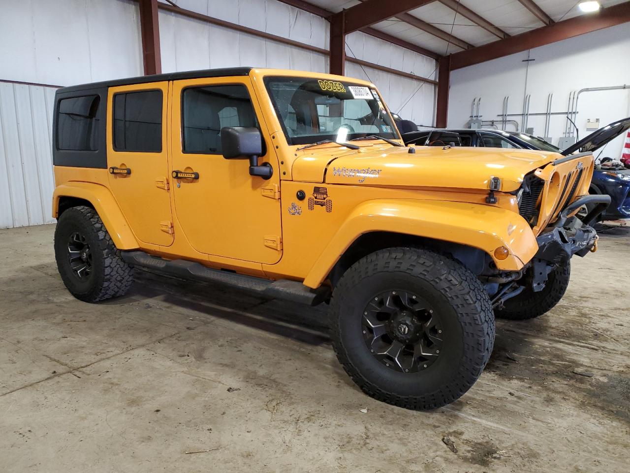 Photo 3 VIN: 1C4HJWEG5CL130478 - JEEP WRANGLER 