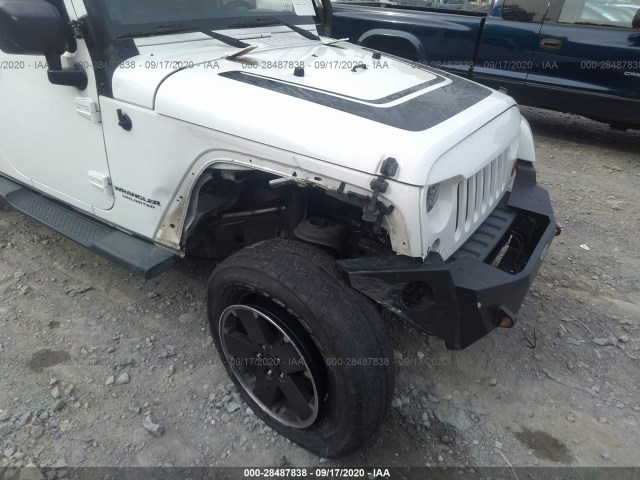 Photo 5 VIN: 1C4HJWEG5CL285287 - JEEP WRANGLER UNLIMITED 