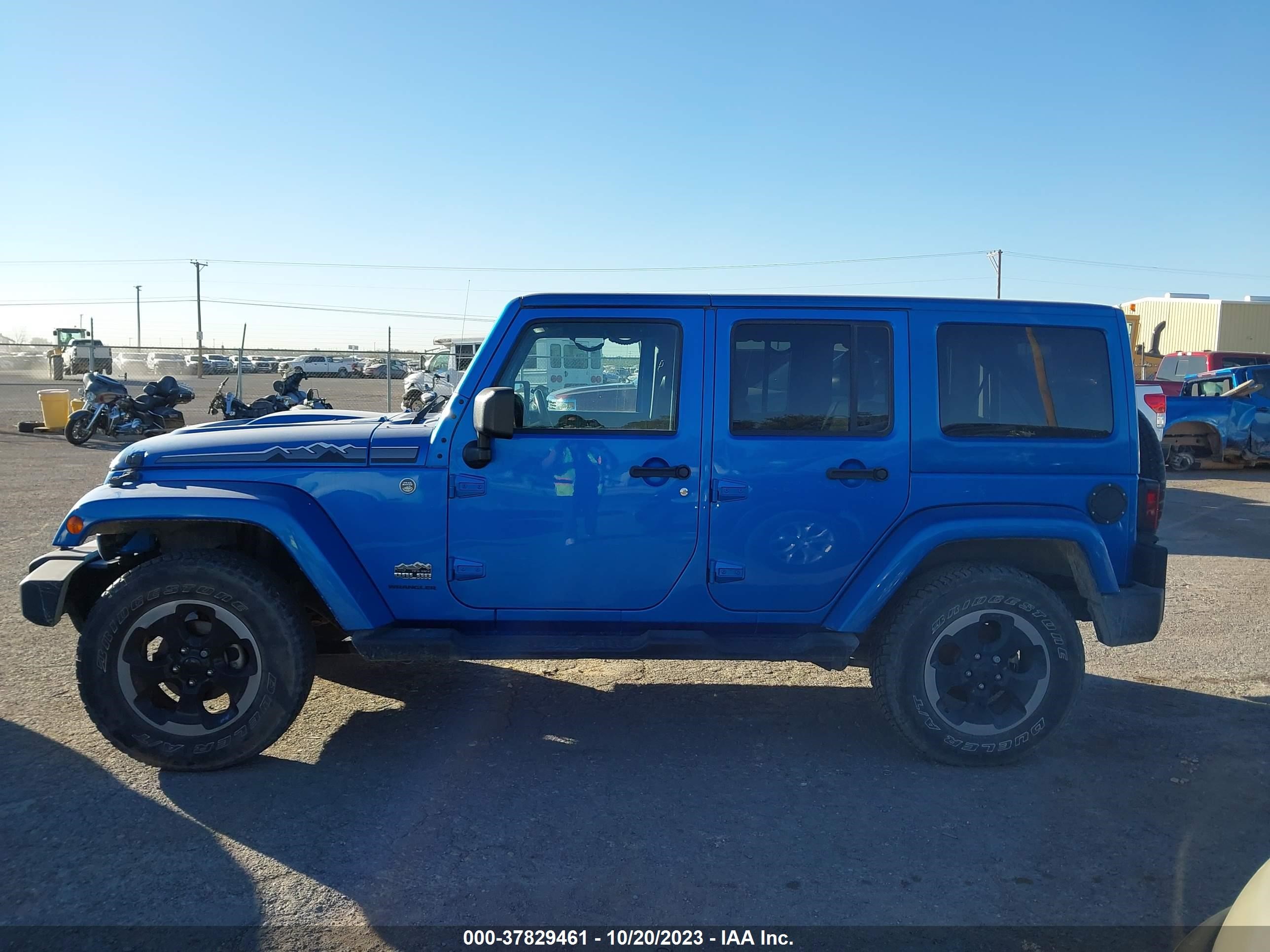 Photo 14 VIN: 1C4HJWEG5EL168439 - JEEP WRANGLER 