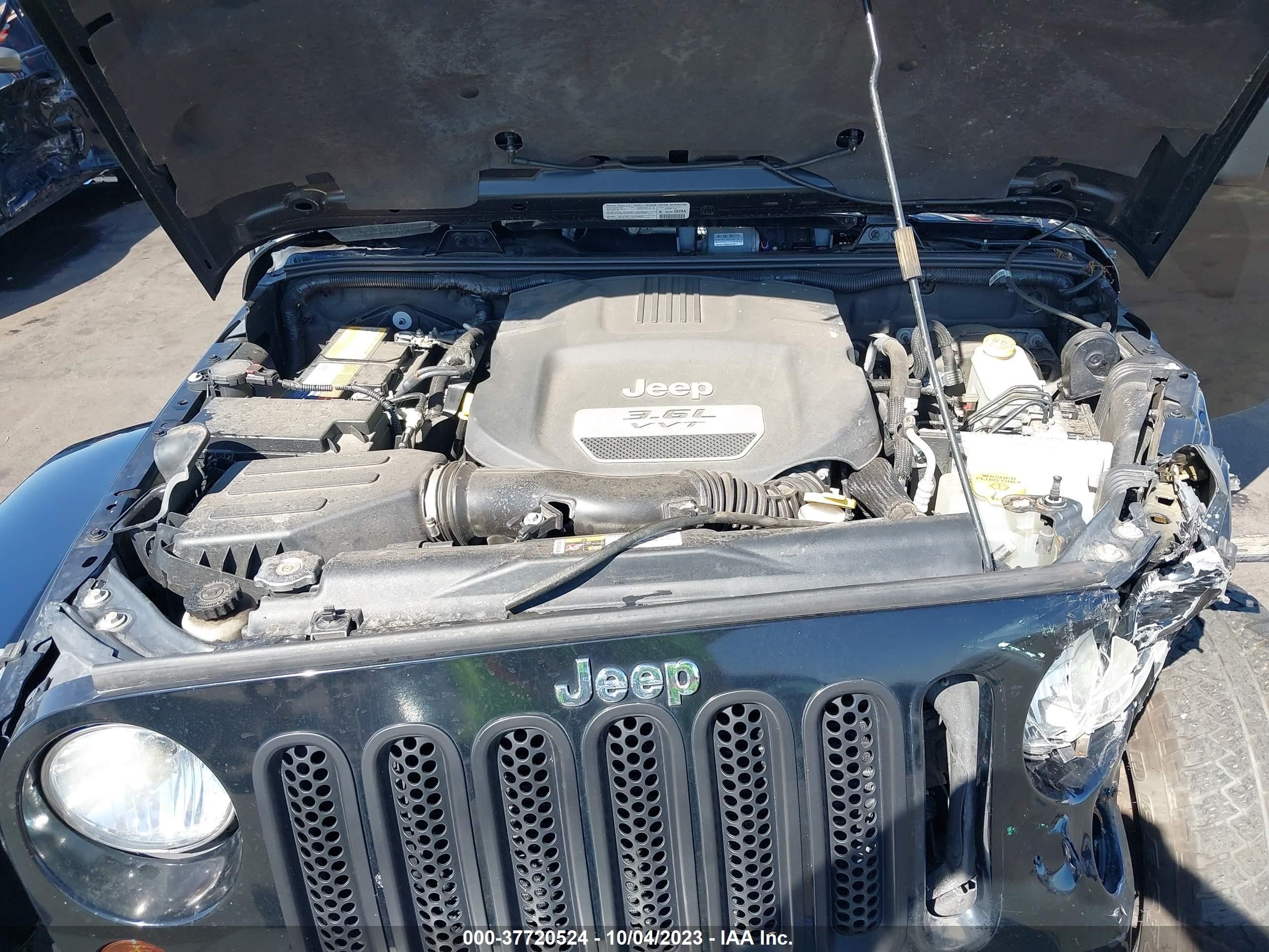 Photo 9 VIN: 1C4HJWEG8DL652877 - JEEP WRANGLER 