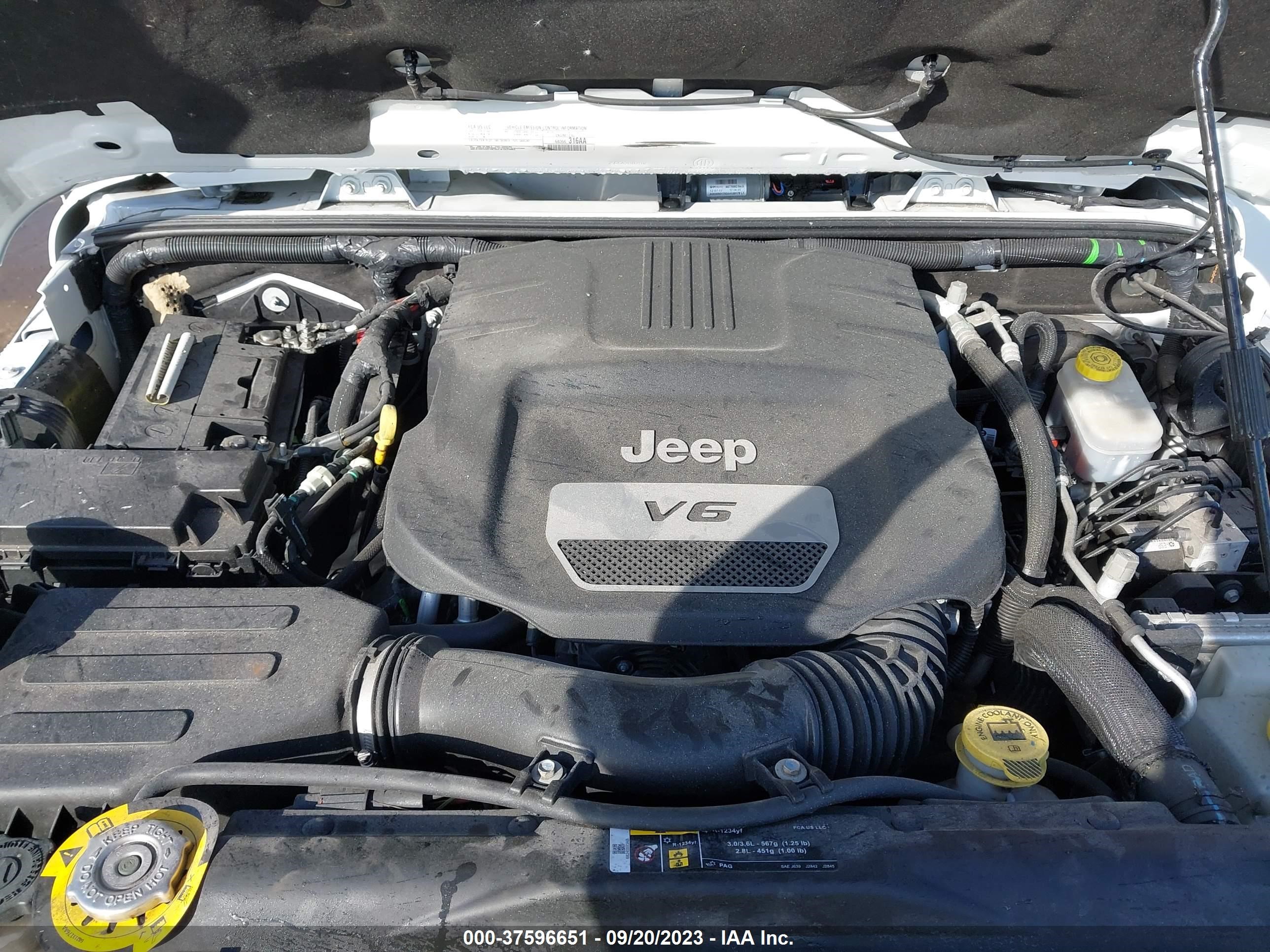 Photo 9 VIN: 1C4HJWEG9JL873609 - JEEP WRANGLER 