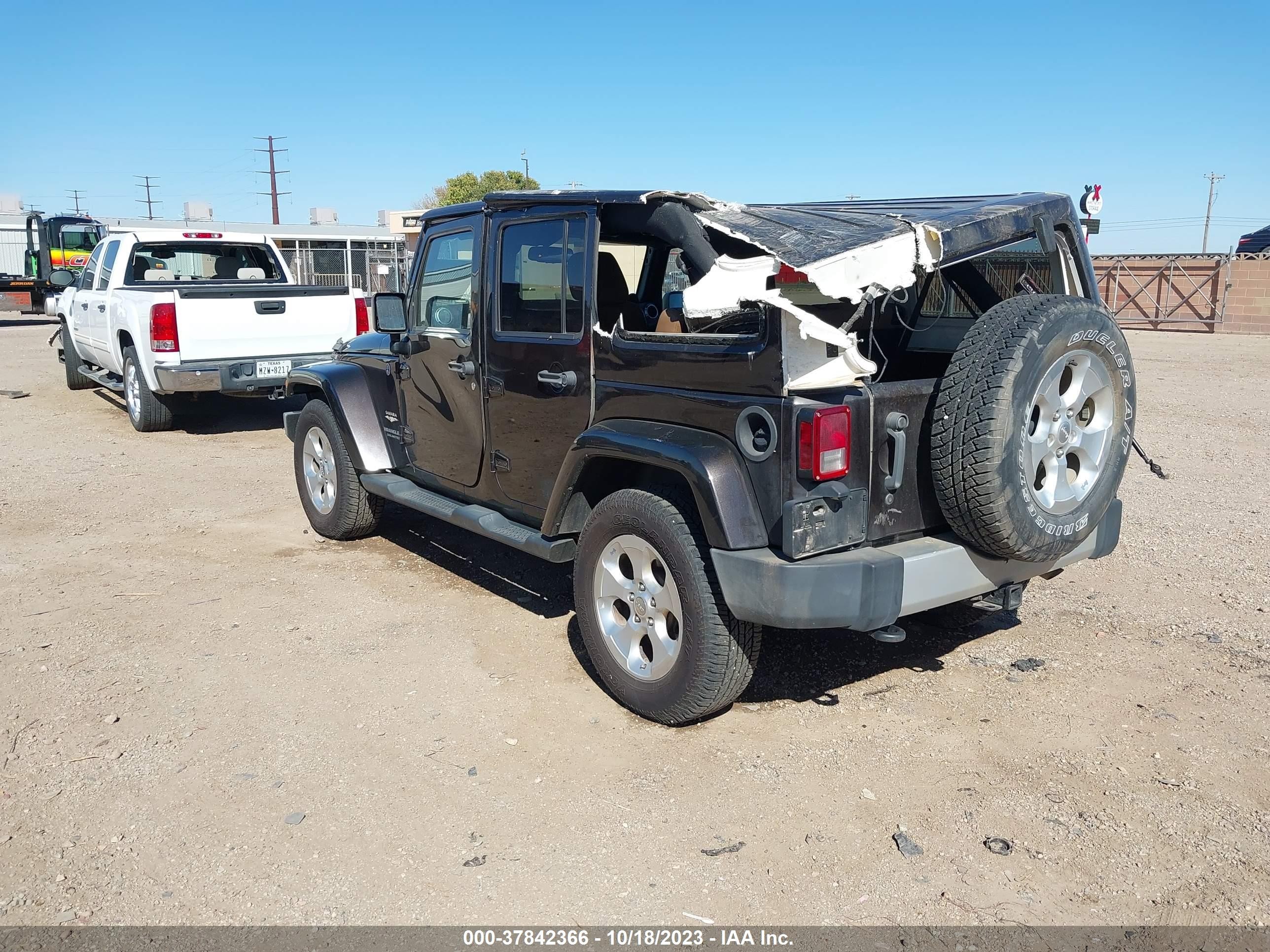 Photo 2 VIN: 1C4HJWEGXDL658213 - JEEP WRANGLER 