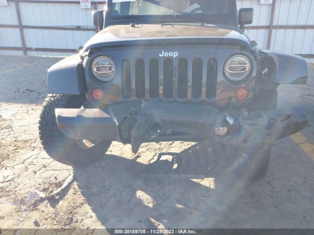 Photo 5 VIN: 1C4HJWEGXDL706762 - JEEP WRANGLER UNLIMITED 