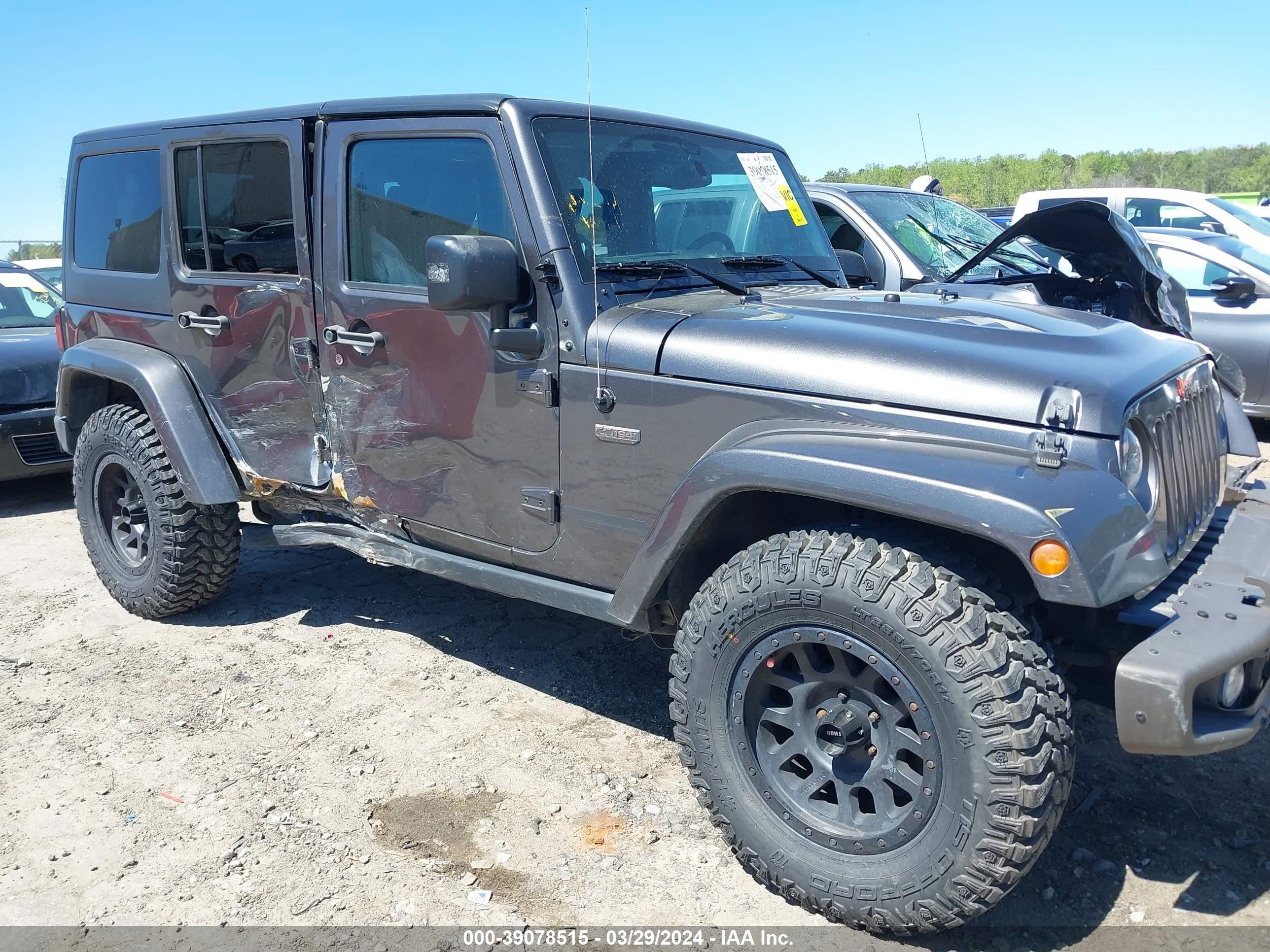 Photo 12 VIN: 1C4HJWEGXGL300081 - JEEP WRANGLER 