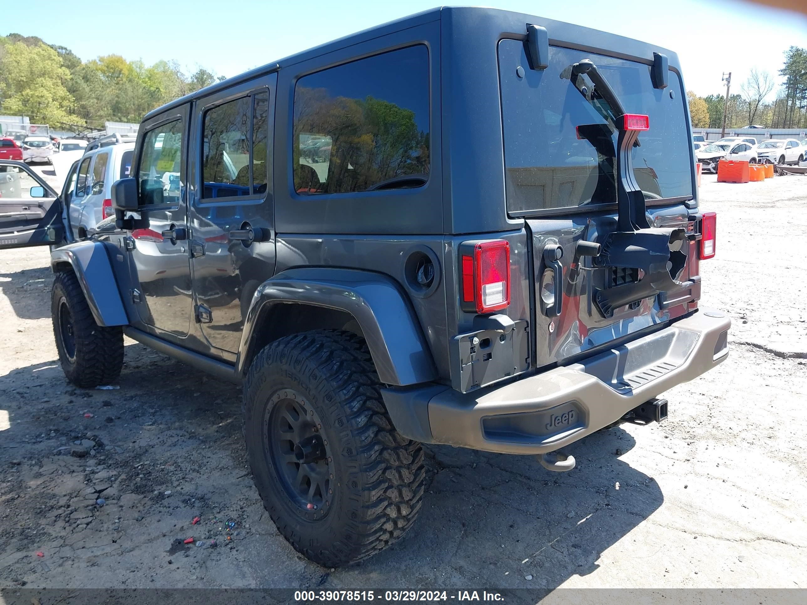 Photo 2 VIN: 1C4HJWEGXGL300081 - JEEP WRANGLER 