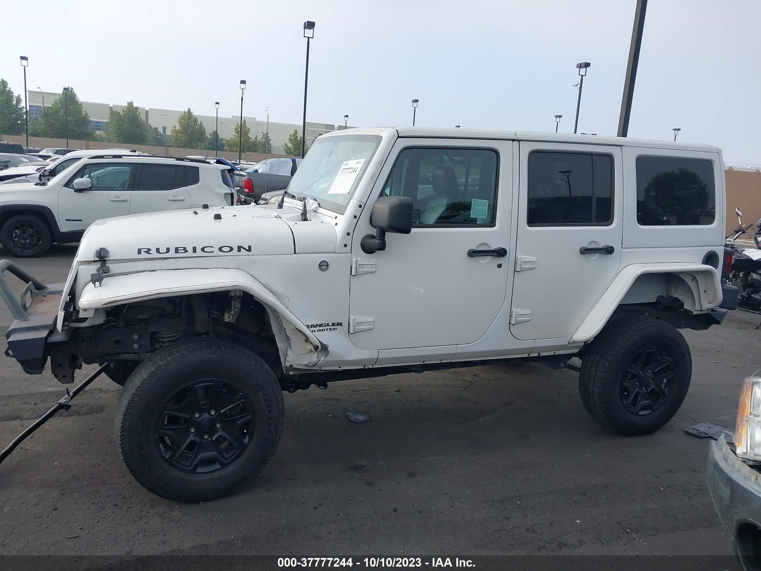 Photo 14 VIN: 1C4HJWFG0DL534983 - JEEP WRANGLER 