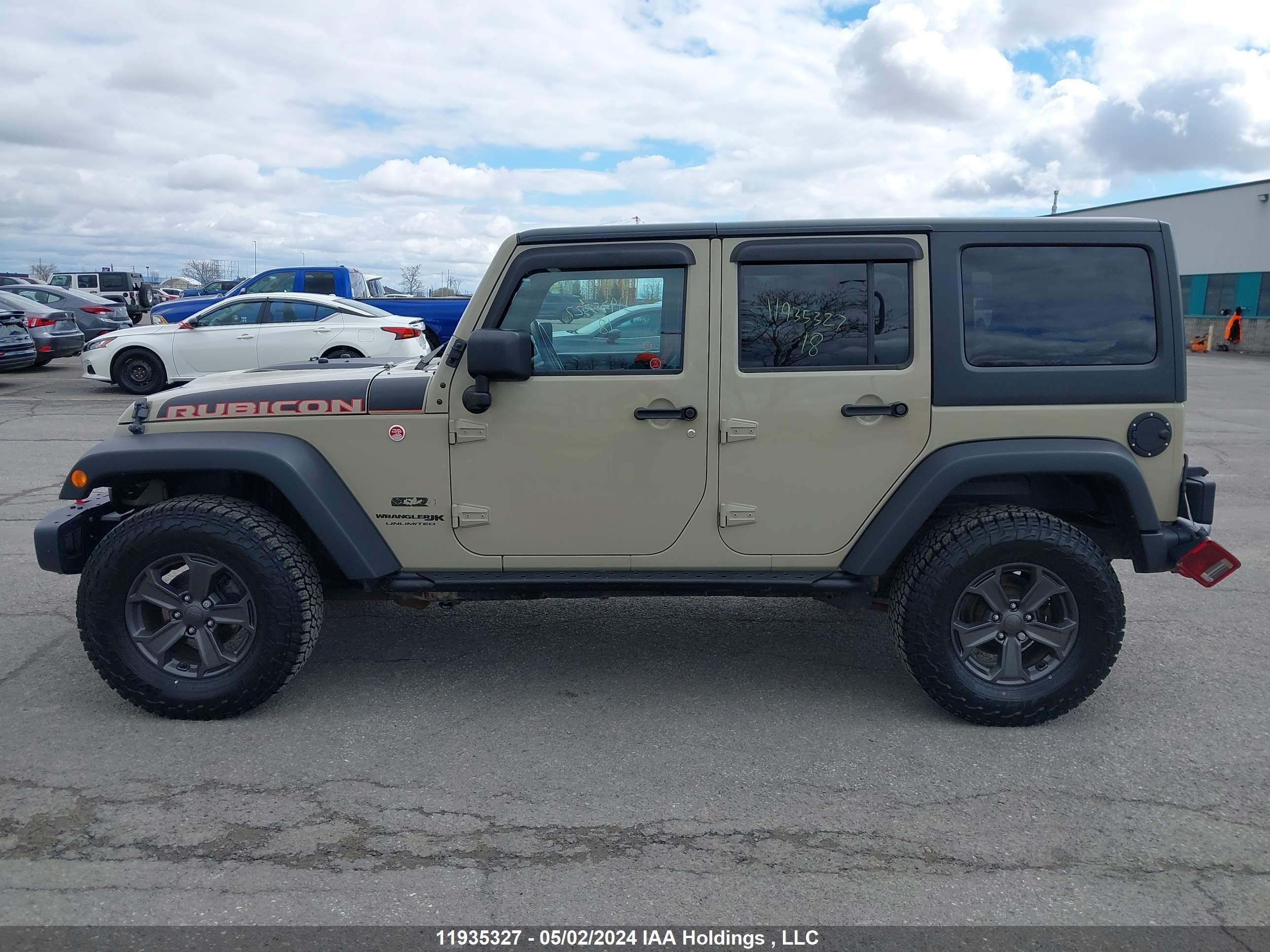 Photo 13 VIN: 1C4HJWFG4JL874276 - JEEP WRANGLER 