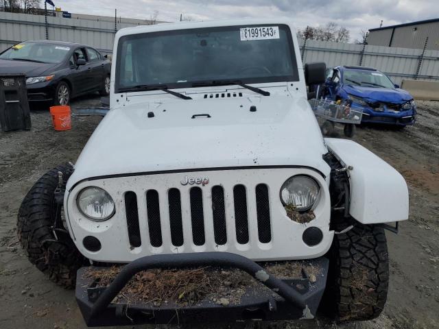 Photo 4 VIN: 1C4HJWFG5DL639812 - JEEP WRANGLER 