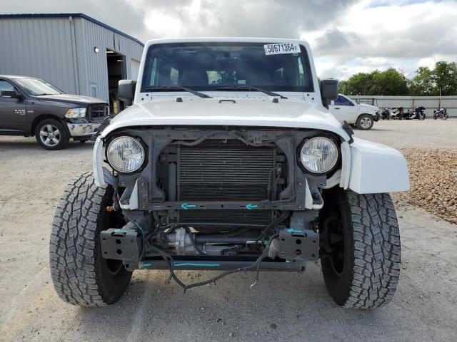 Photo 4 VIN: 1C4HJWFG6GL103620 - JEEP WRANGLER 