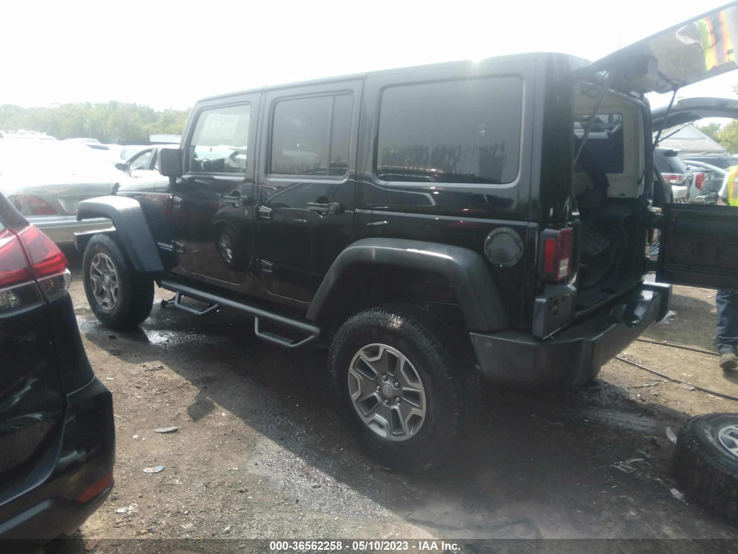 Photo 2 VIN: 1C4HJWFG9EL129240 - JEEP WRANGLER 