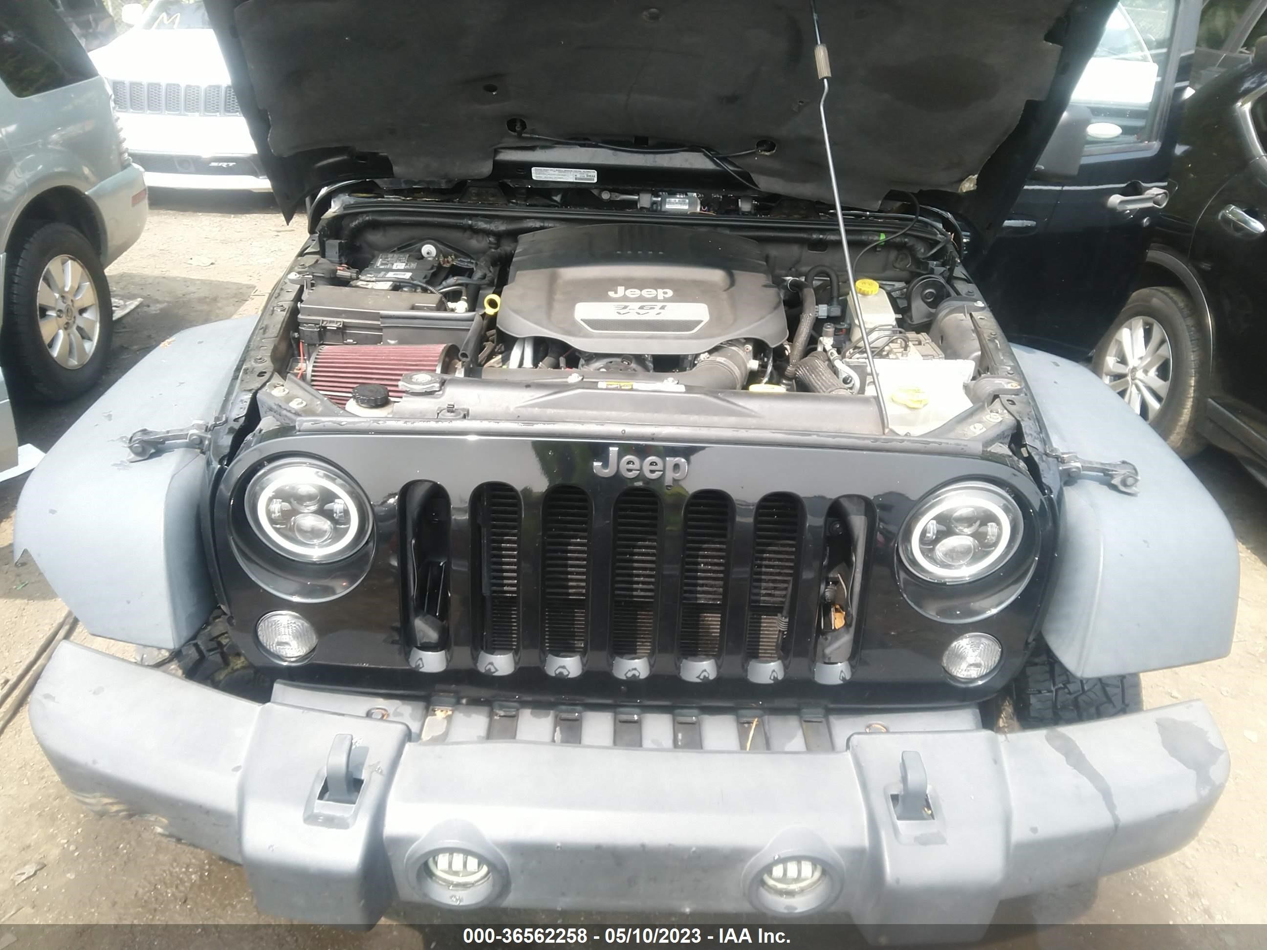 Photo 9 VIN: 1C4HJWFG9EL129240 - JEEP WRANGLER 