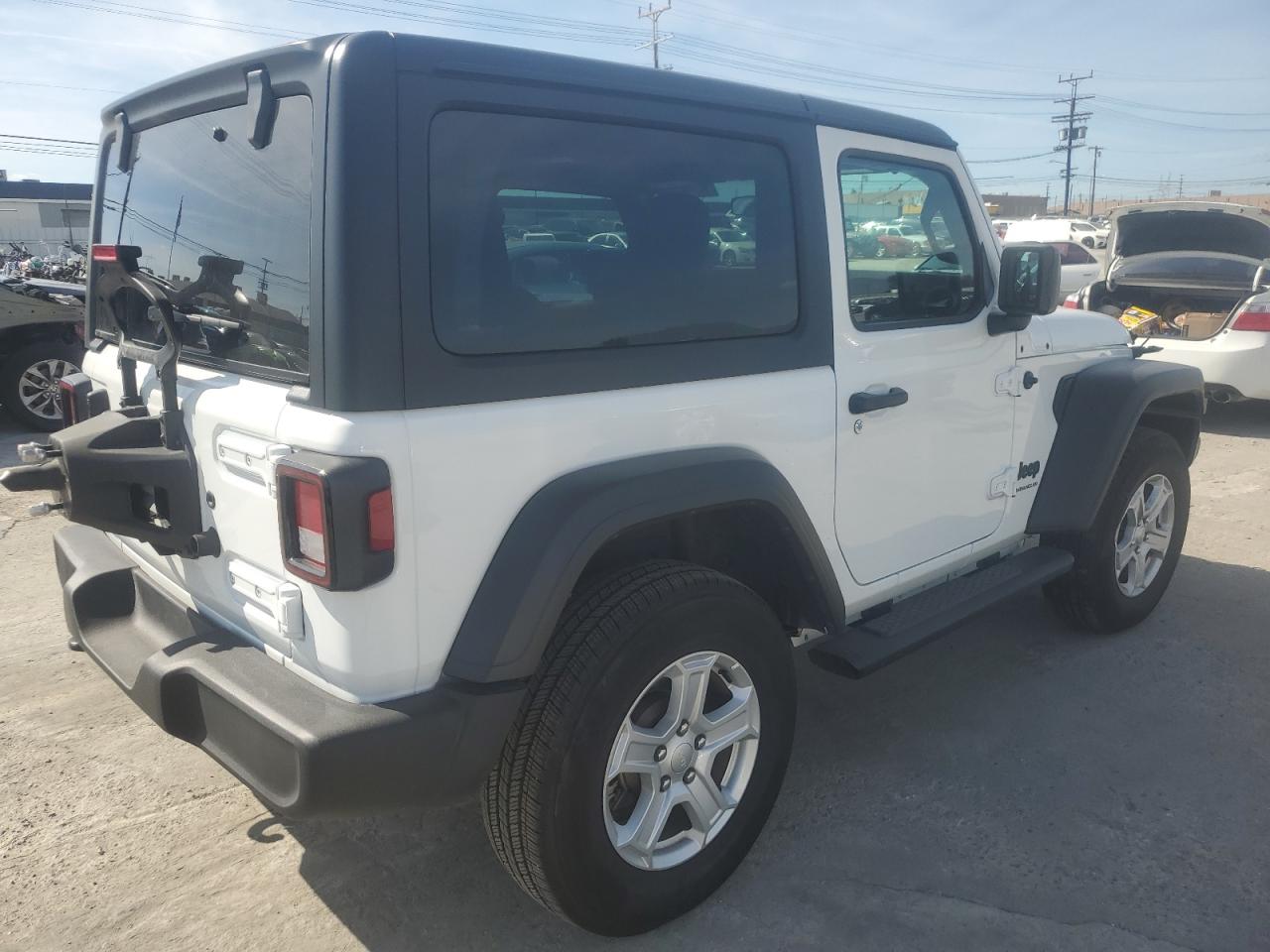 Photo 2 VIN: 1C4HJXAG3PW576564 - JEEP WRANGLER 