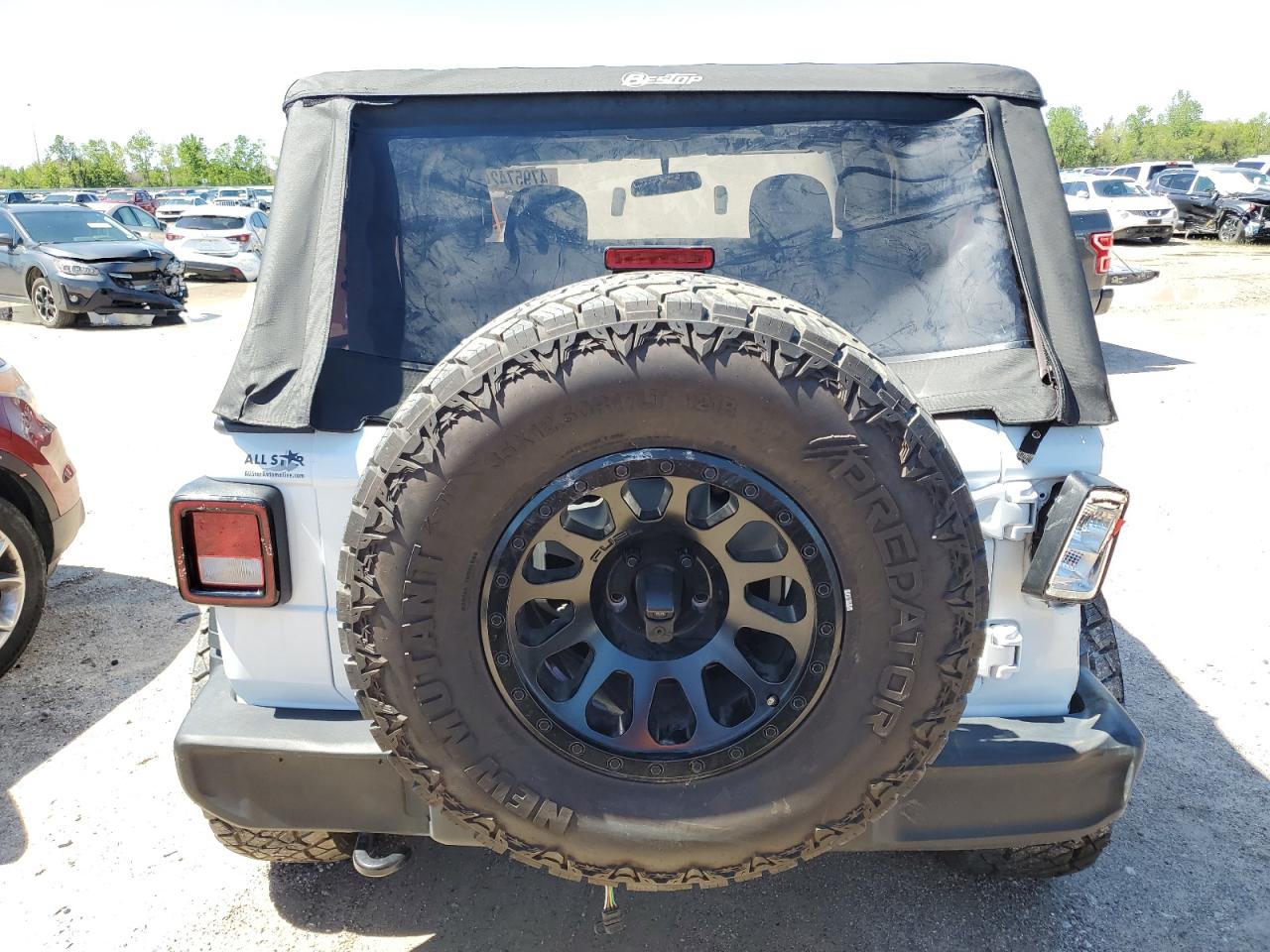 Photo 8 VIN: 1C4HJXAGXPW614713 - JEEP WRANGLER 