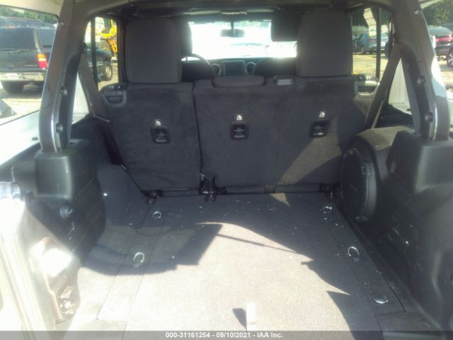 Photo 5 VIN: 1C4HJXDG0JW111226 - JEEP WRANGLER UNLIMITED 