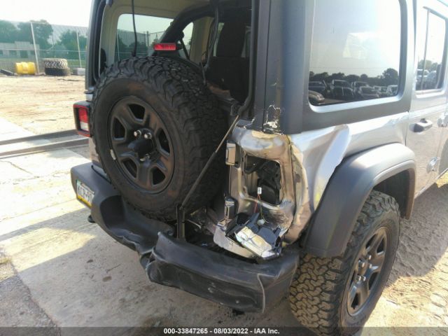 Photo 5 VIN: 1C4HJXDG0JW139673 - JEEP WRANGLER UNLIMITED 