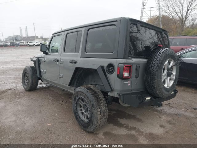 Photo 2 VIN: 1C4HJXDG0JW297642 - JEEP WRANGLER 