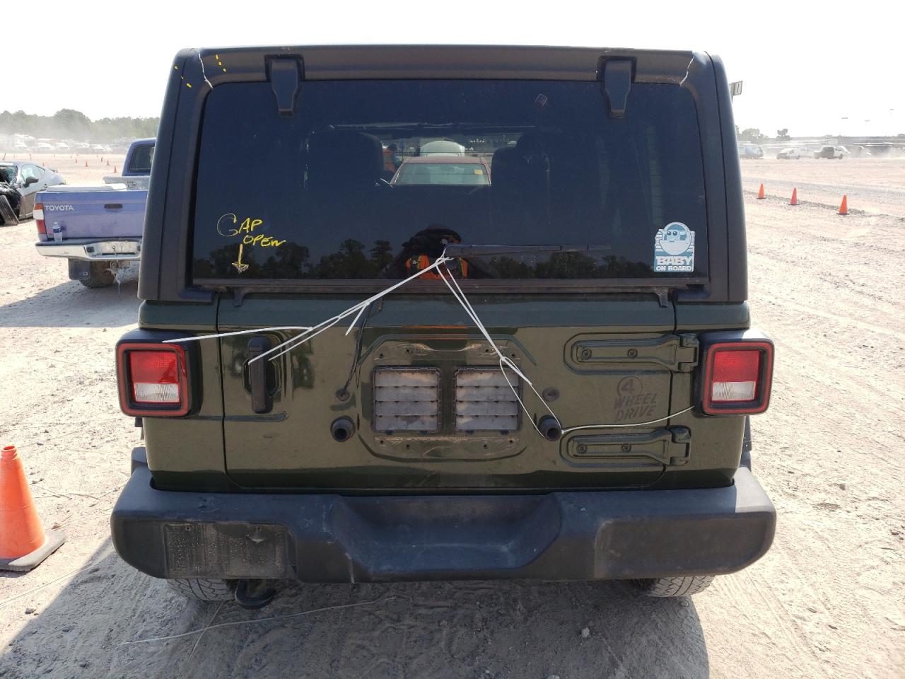 Photo 5 VIN: 1C4HJXDG0MW500985 - JEEP WRANGLER 