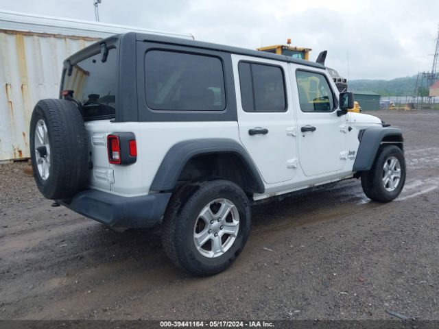 Photo 3 VIN: 1C4HJXDG1JW103300 - JEEP WRANGLER UNLIMITED 