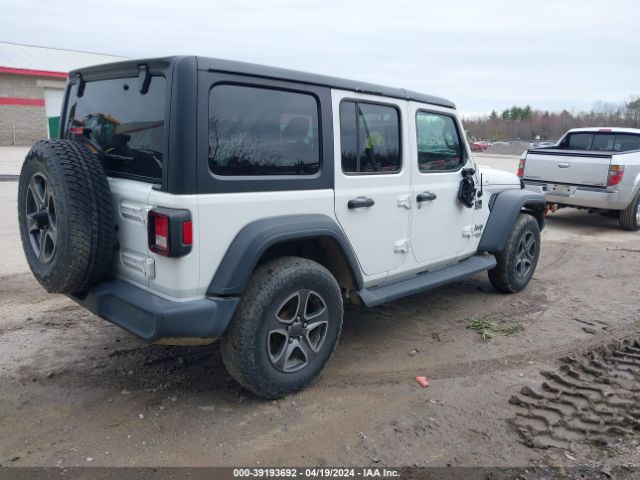 Photo 3 VIN: 1C4HJXDG1JW127449 - JEEP WRANGLER UNLIMITED 