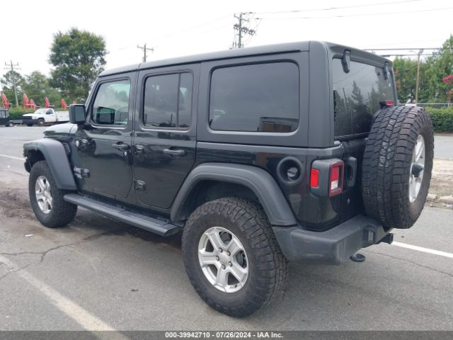 Photo 2 VIN: 1C4HJXDG1JW136331 - JEEP WRANGLER 