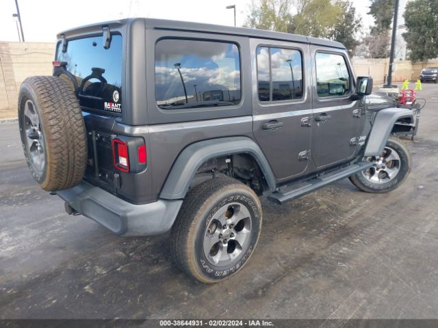 Photo 3 VIN: 1C4HJXDG1JW160709 - JEEP WRANGLER UNLIMITED 