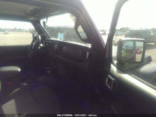 Photo 4 VIN: 1C4HJXDG1KW582710 - JEEP WRANGLER UNLIMITED 