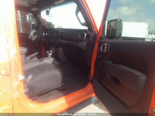 Photo 4 VIN: 1C4HJXDG1PW682071 - JEEP WRANGLER 