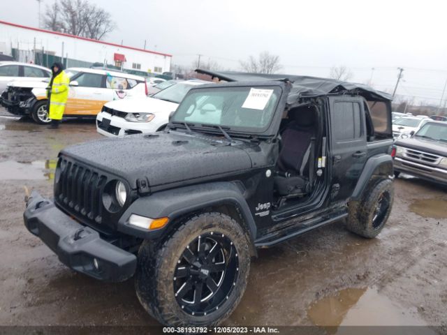 Photo 1 VIN: 1C4HJXDG2JW152652 - JEEP WRANGLER UNLIMITED 