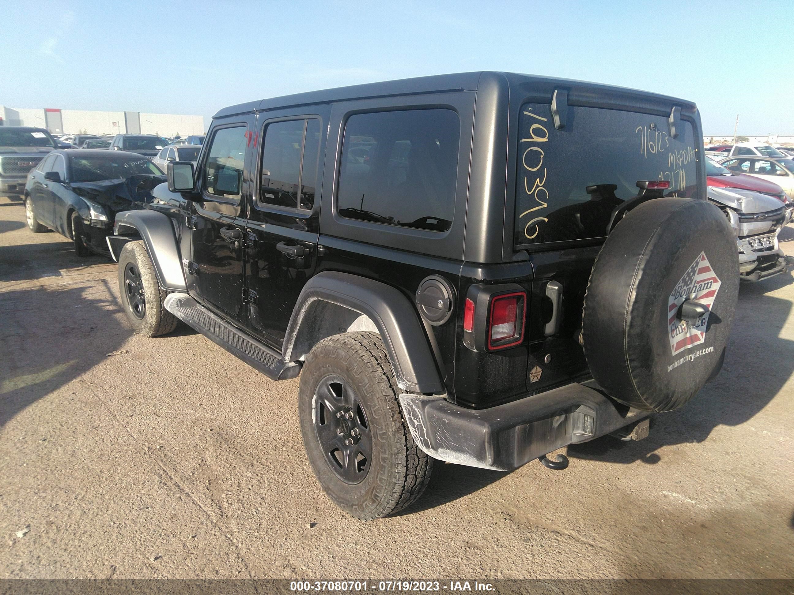 Photo 2 VIN: 1C4HJXDG2JW190396 - JEEP WRANGLER 