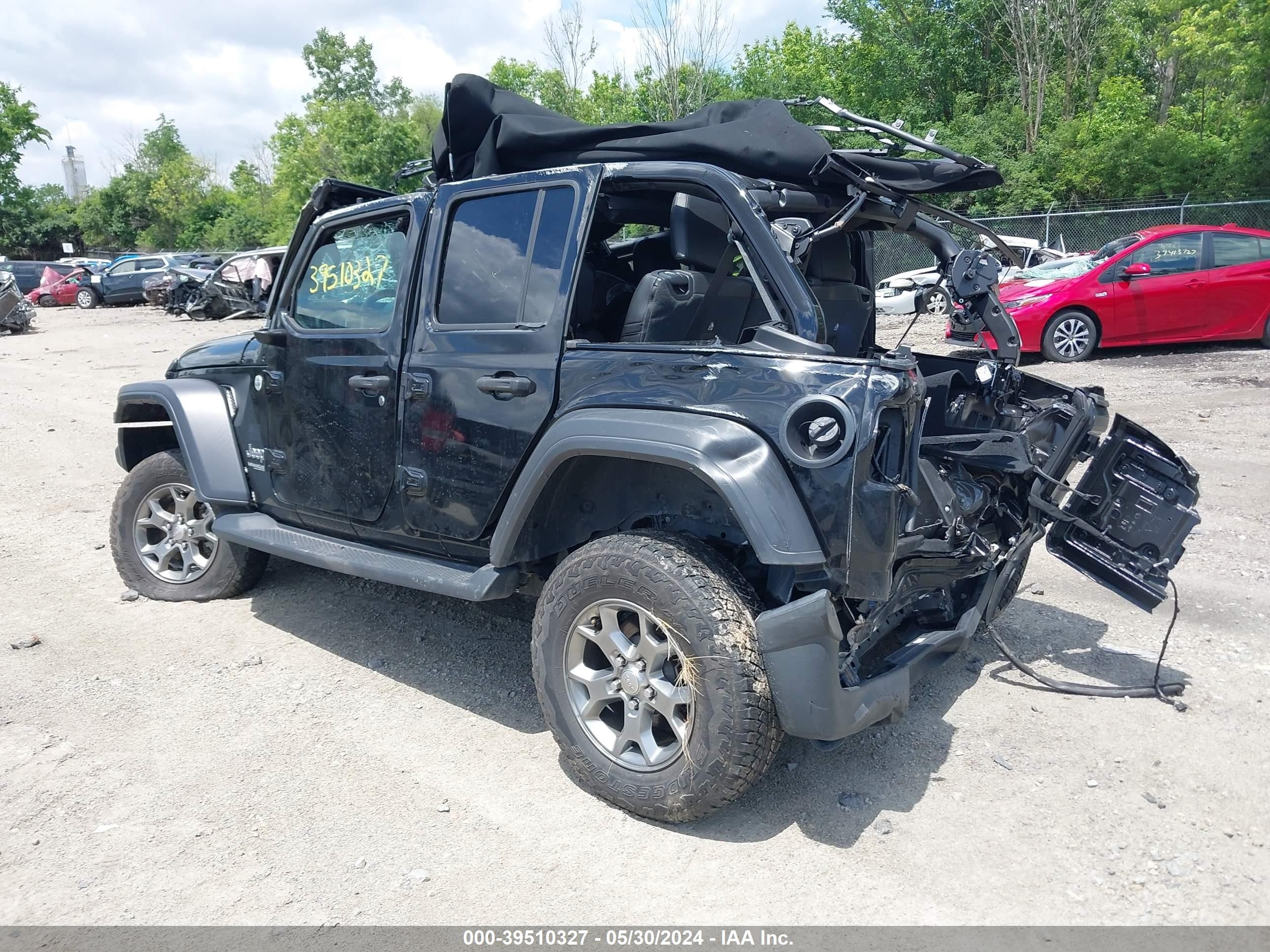 Photo 2 VIN: 1C4HJXDG2LW241916 - JEEP WRANGLER 