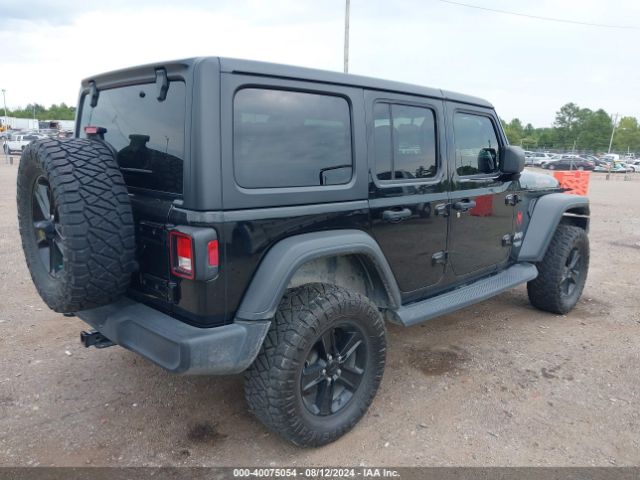 Photo 3 VIN: 1C4HJXDG3JW110510 - JEEP WRANGLER 