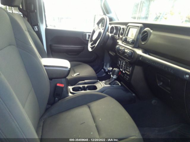 Photo 4 VIN: 1C4HJXDG3JW117909 - JEEP WRANGLER UNLIMITED 