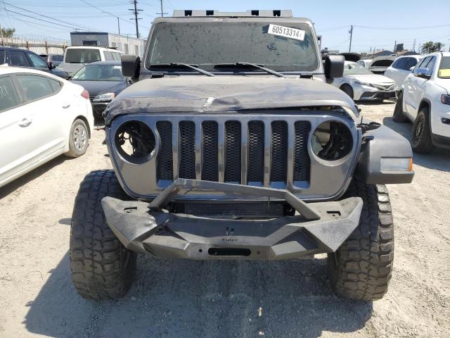 Photo 4 VIN: 1C4HJXDG3JW272377 - JEEP WRANGLER 