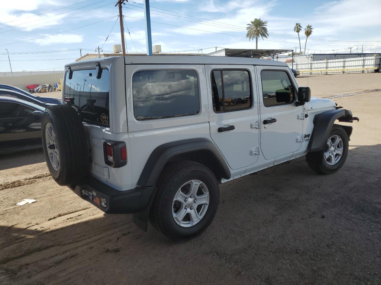 Photo 2 VIN: 1C4HJXDG3MW856069 - JEEP WRANGLER 