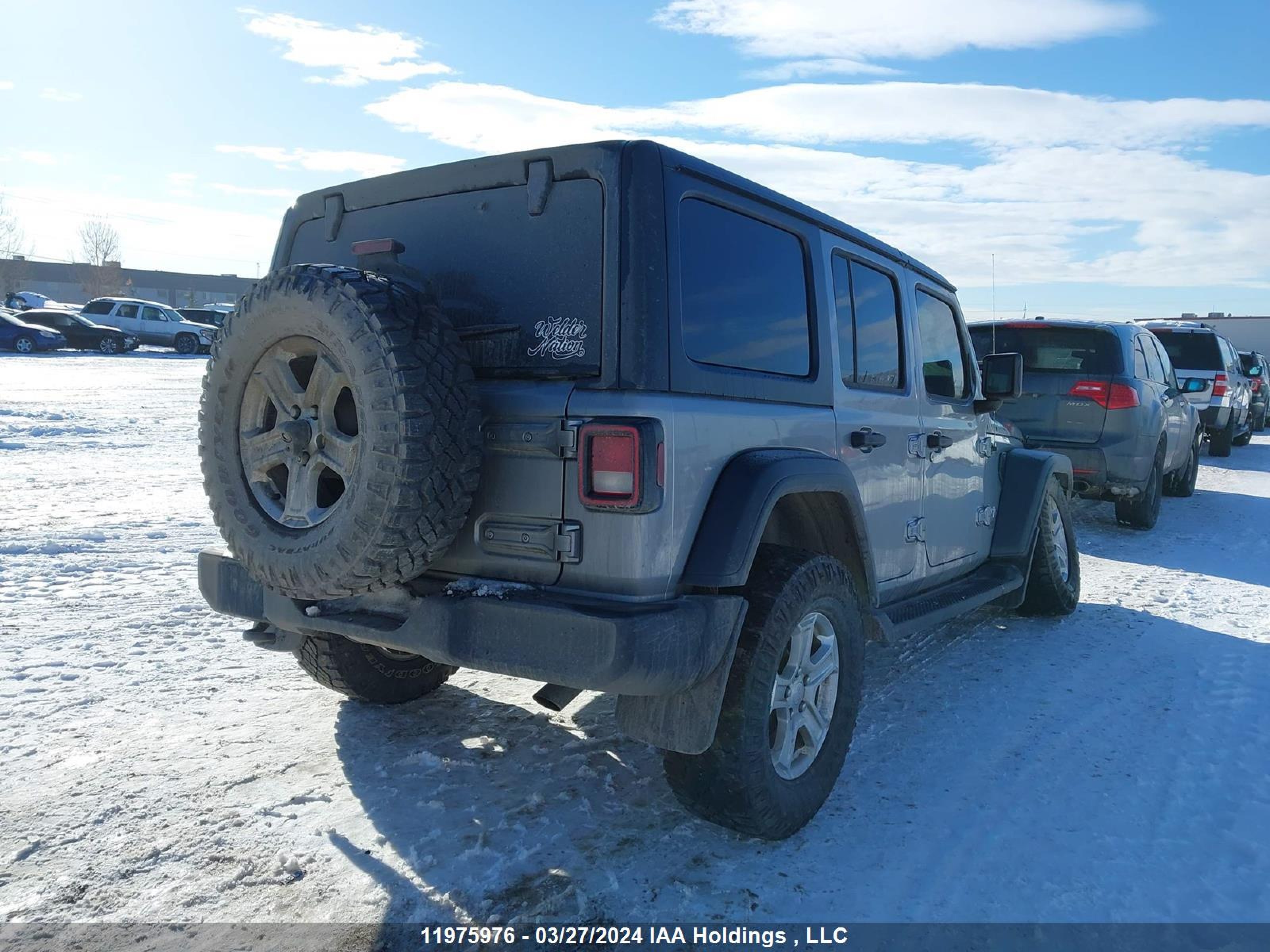 Photo 3 VIN: 1C4HJXDG4JW103632 - JEEP WRANGLER 