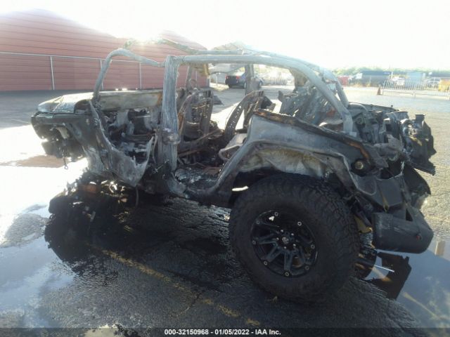 Photo 2 VIN: 1C4HJXDG5JW132430 - JEEP WRANGLER UNLIMITED 