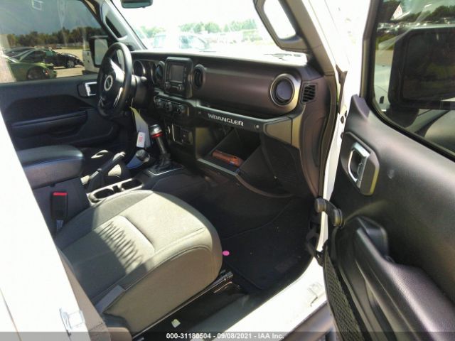 Photo 4 VIN: 1C4HJXDG5JW188061 - JEEP WRANGLER UNLIMITED 