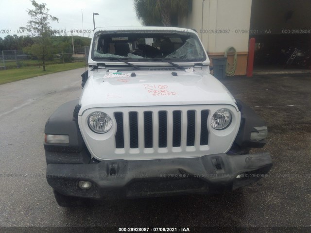 Photo 5 VIN: 1C4HJXDG6JW113854 - JEEP WRANGLER UNLIMITED 