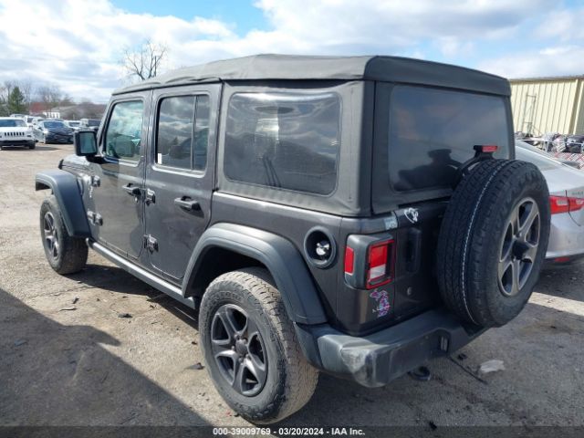 Photo 2 VIN: 1C4HJXDG6JW164321 - JEEP WRANGLER UNLIMITED 