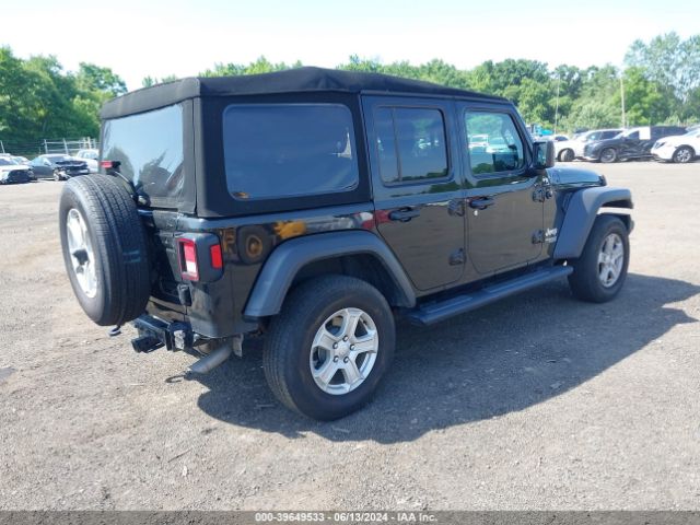 Photo 3 VIN: 1C4HJXDG6JW273233 - JEEP WRANGLER 