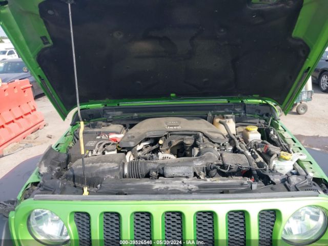 Photo 9 VIN: 1C4HJXDG6JW324343 - JEEP WRANGLER 