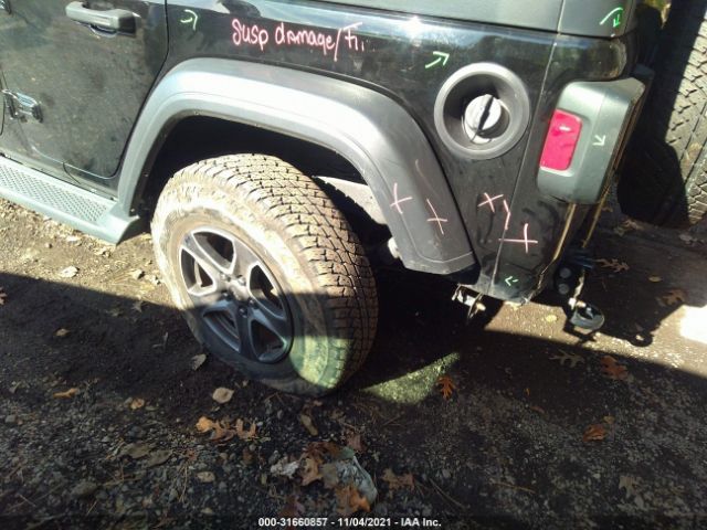 Photo 5 VIN: 1C4HJXDG7JW113071 - JEEP WRANGLER UNLIMITED 