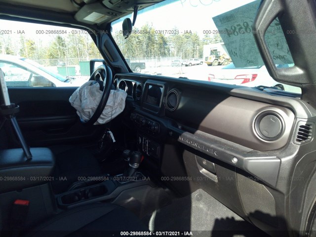 Photo 4 VIN: 1C4HJXDG7JW117167 - JEEP WRANGLER UNLIMITED 