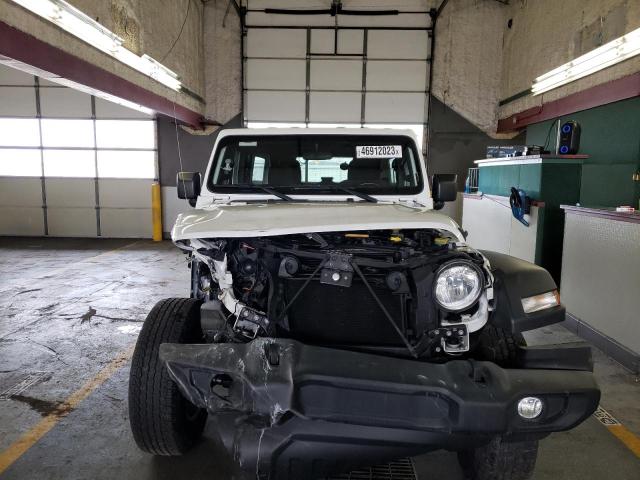 Photo 4 VIN: 1C4HJXDG7JW137662 - JEEP WRANGLER 